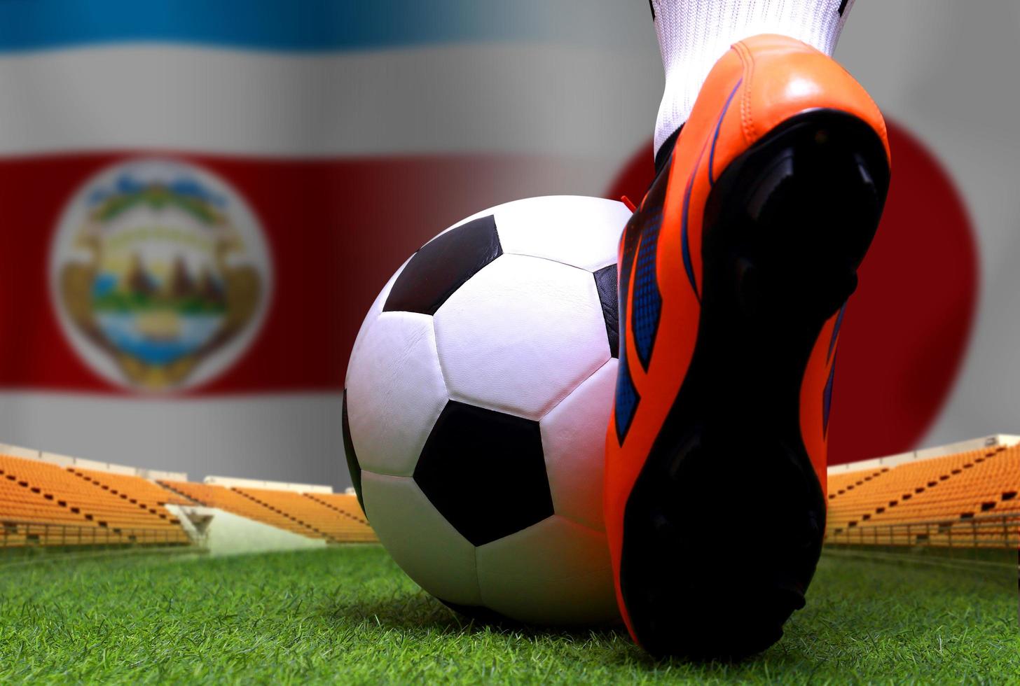 fotboll kopp konkurrens mellan de nationell costa rica och nationell japan. foto