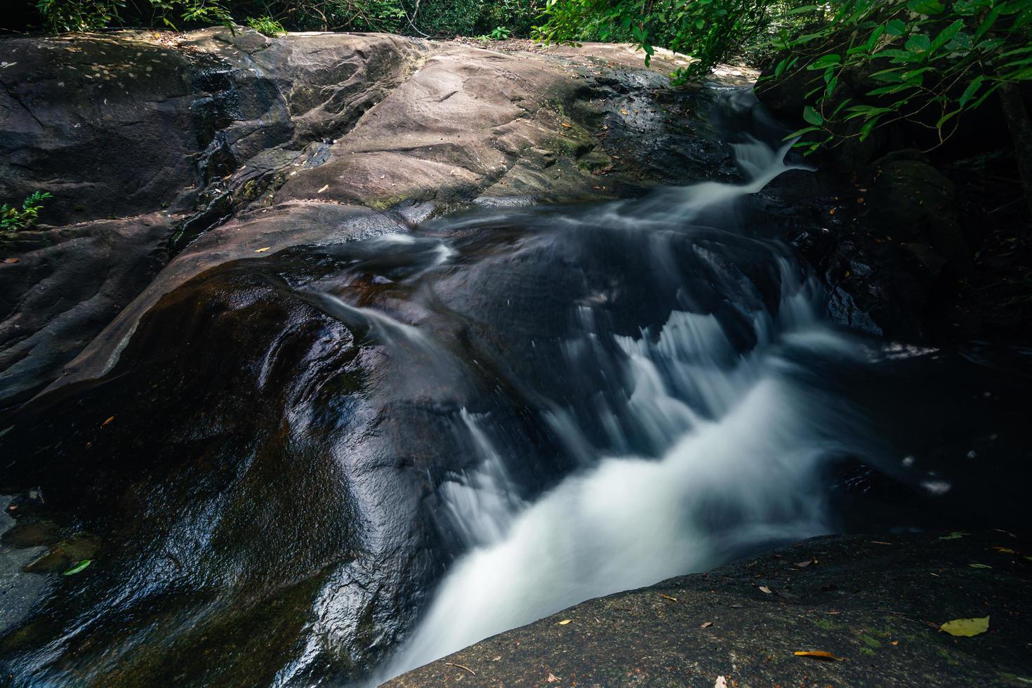 khlong pla kang vattenfall i Thailand foto