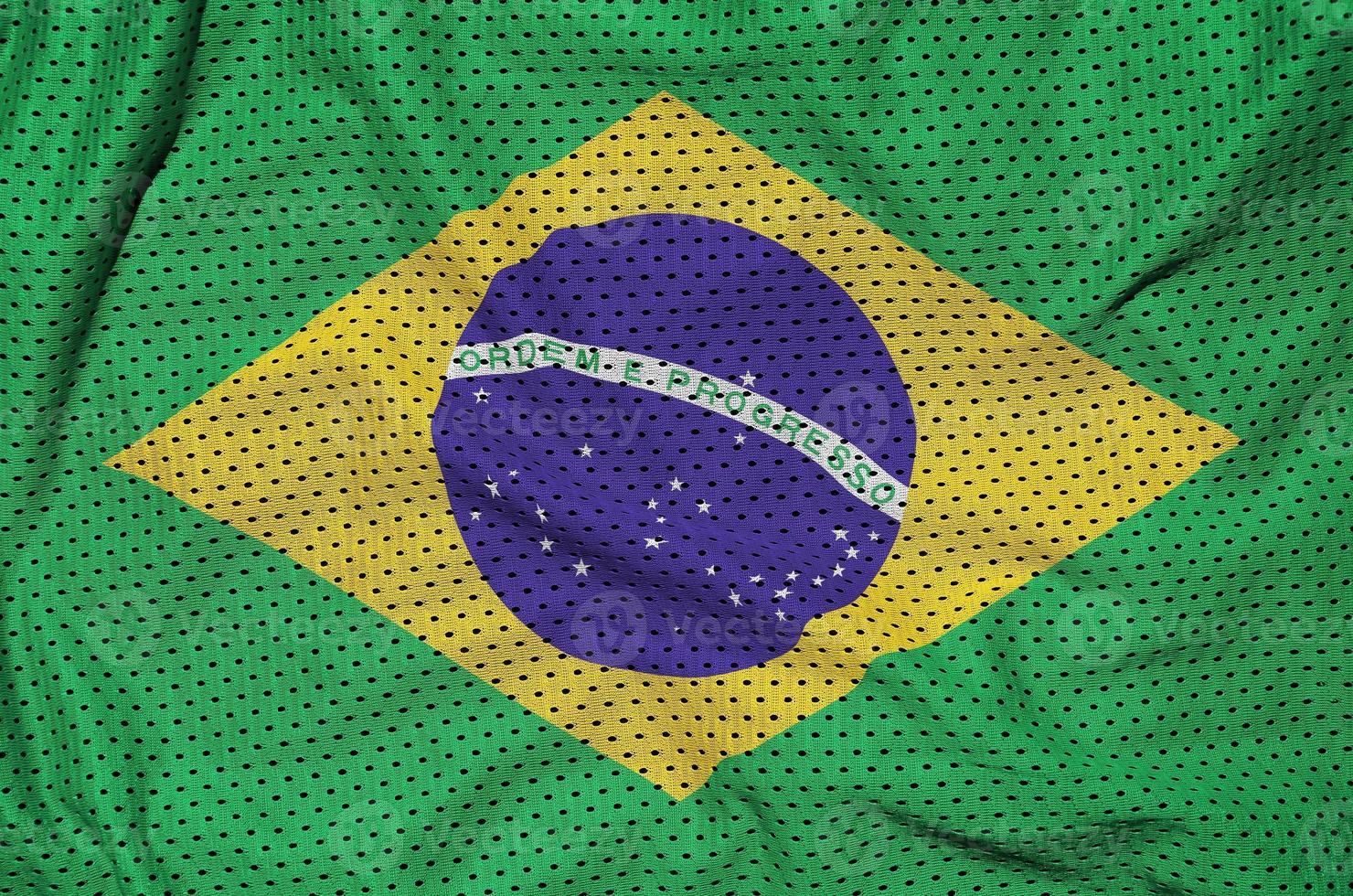 Brasilien flagga tryckt på en polyester nylon- sportkläder maska tyg foto