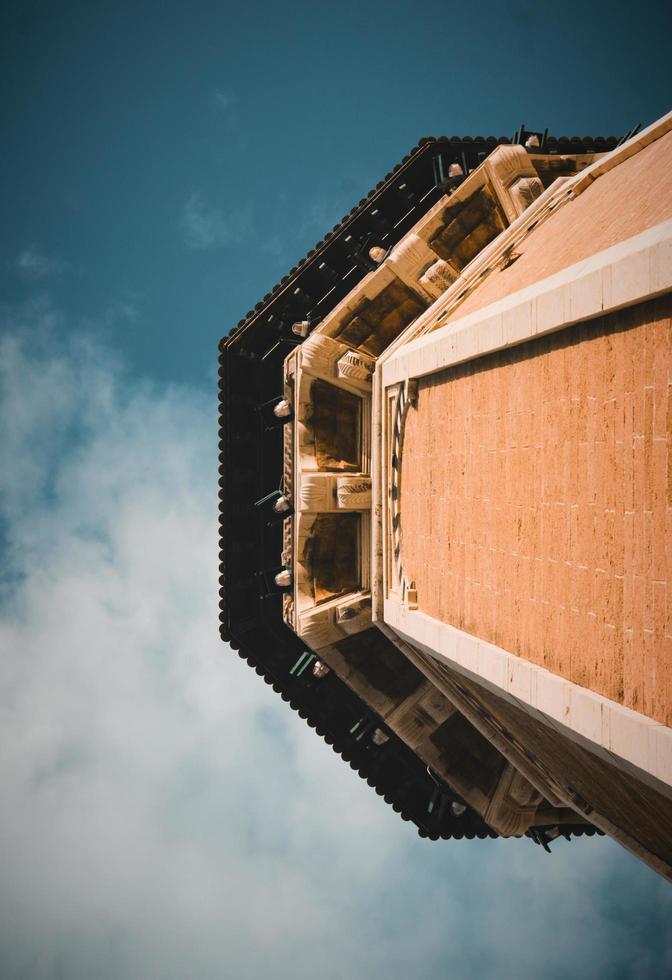 Tunisien, Nordafrika, 2020 - toppen av betongbyggnaden foto