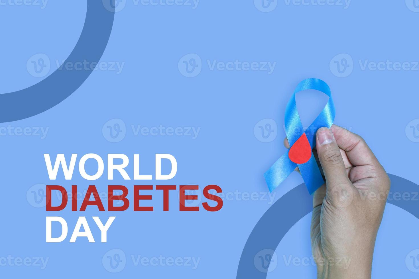 blå band på blå bakgrund med de ord värld diabetes dag, november män hälsa medvetenhet, november blå. diabetes medvetenhet foto