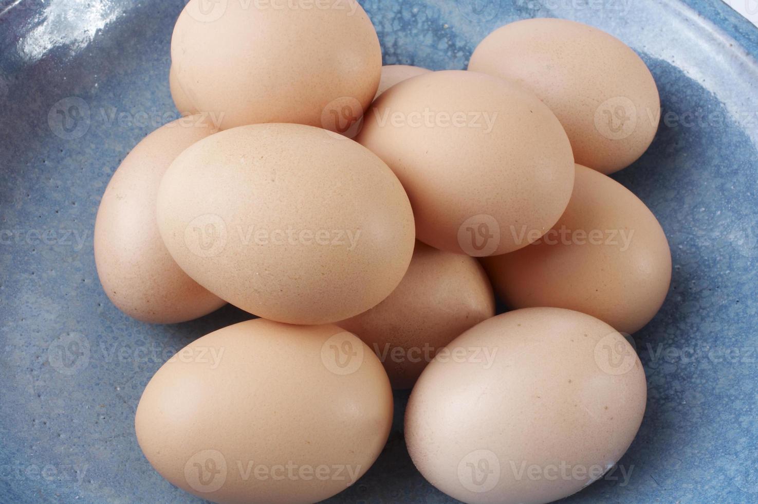 en skål av ägg foto