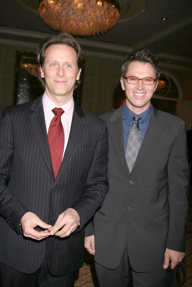 steven weber och tim daly vingar kreativ koalition ledarskap panel fyra säsonger hotell los angeles, ca januari 31, 2008 foto