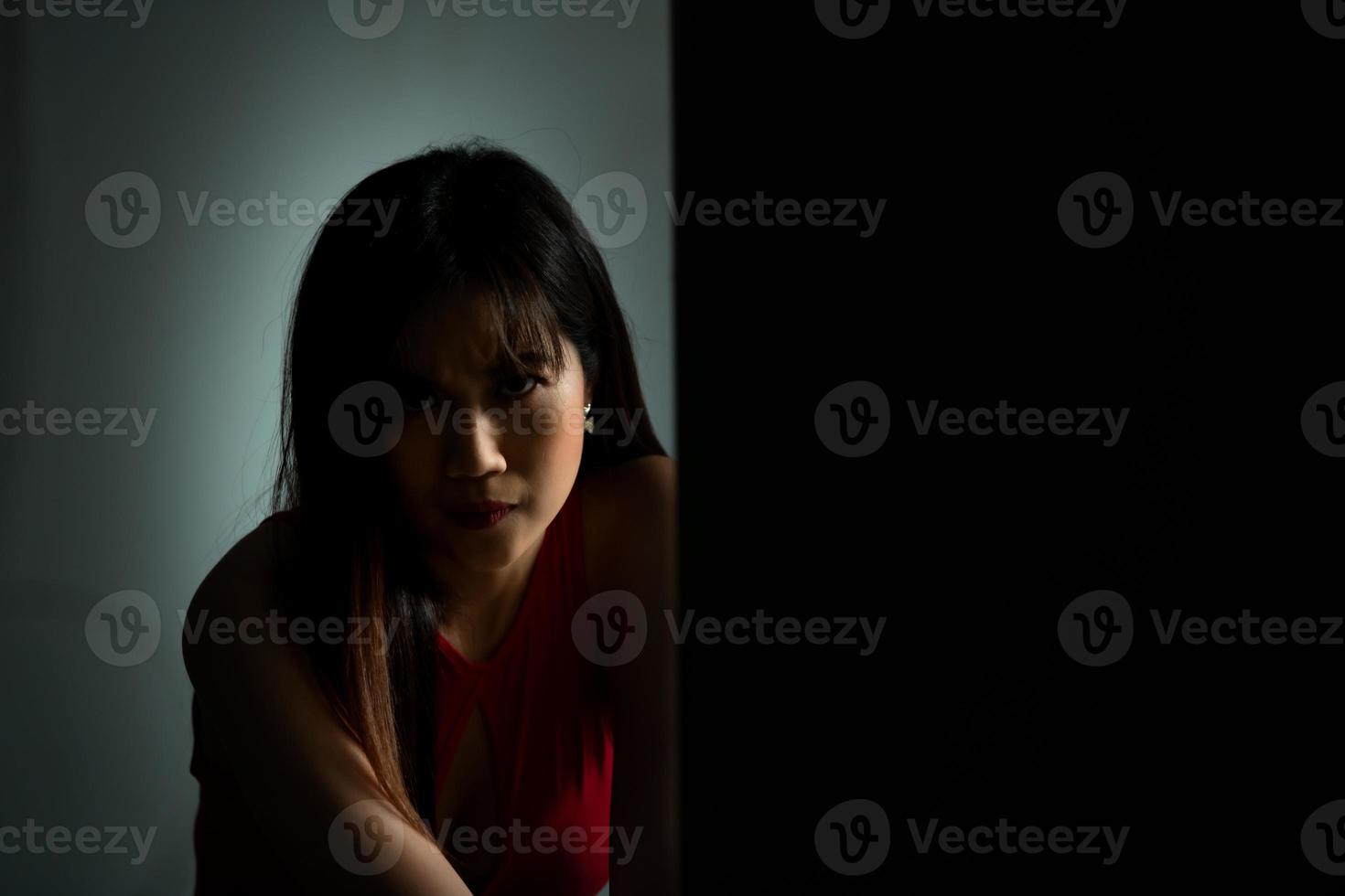 en ung kvinna vem har varit en offer av mänsklig trafficking foto