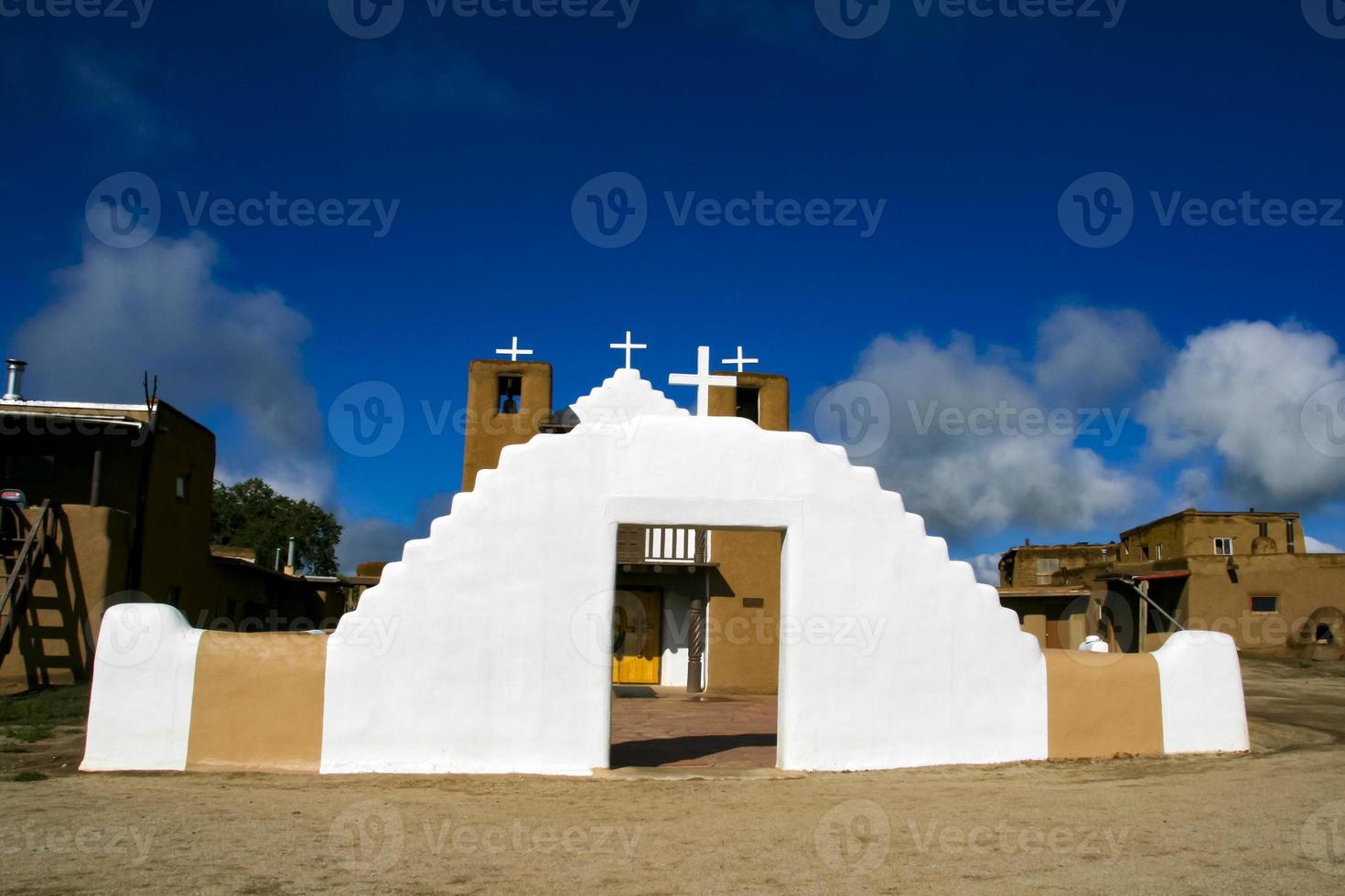 san geronimo kapell i taos pueblo, usa foto