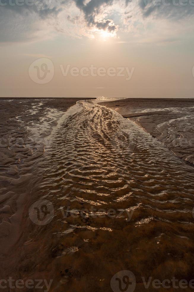 baltic hav kust på solnedgång foto