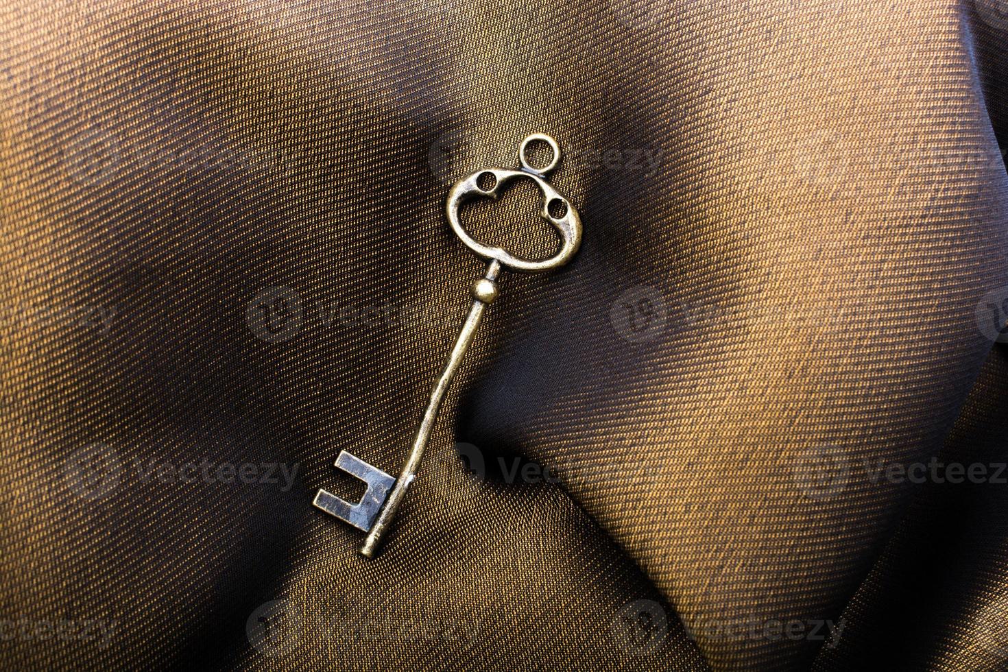 retro styled nyckel dekorativ nyckel foto