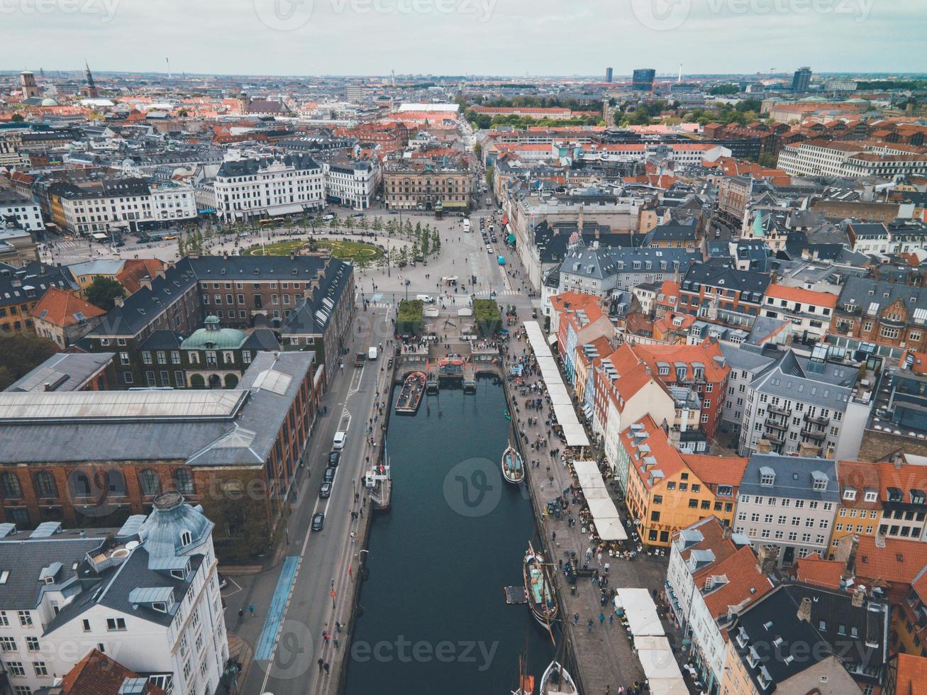 nyhavn hamn i köpenhamn, Danmark förbi Drönare foto