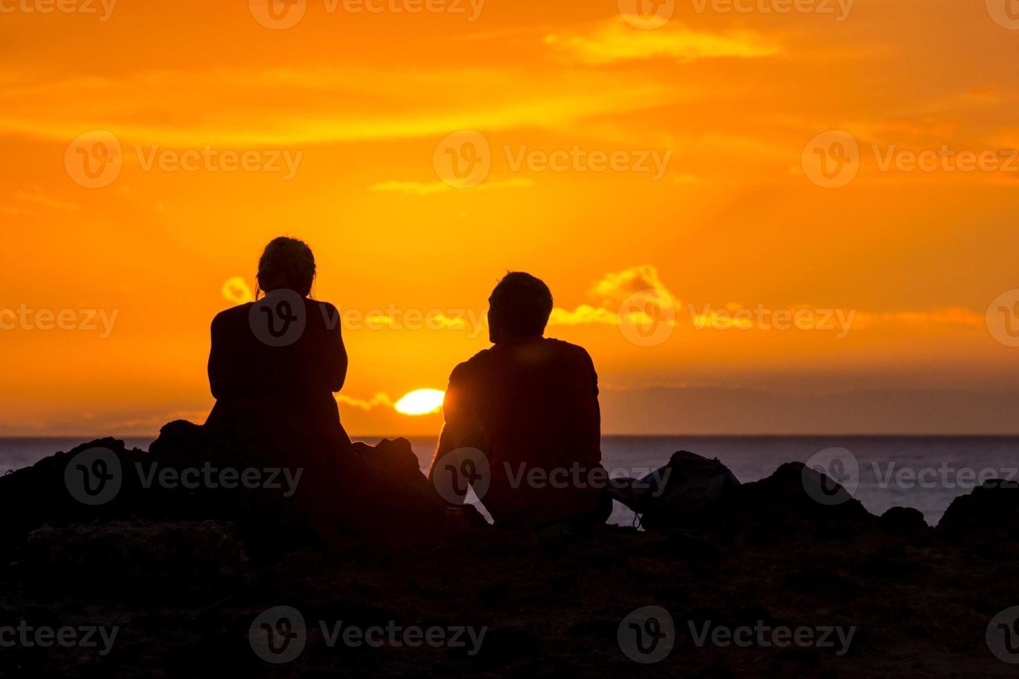 solnedgång över havet foto