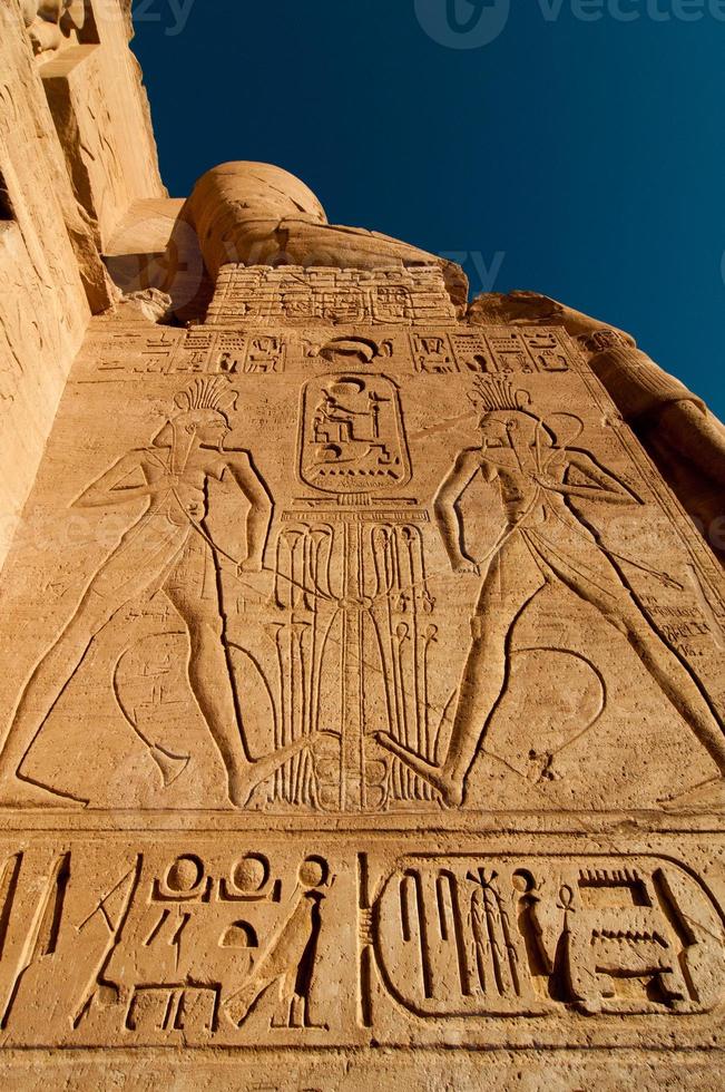 abu simbel på de gräns av egypten och sudan foto