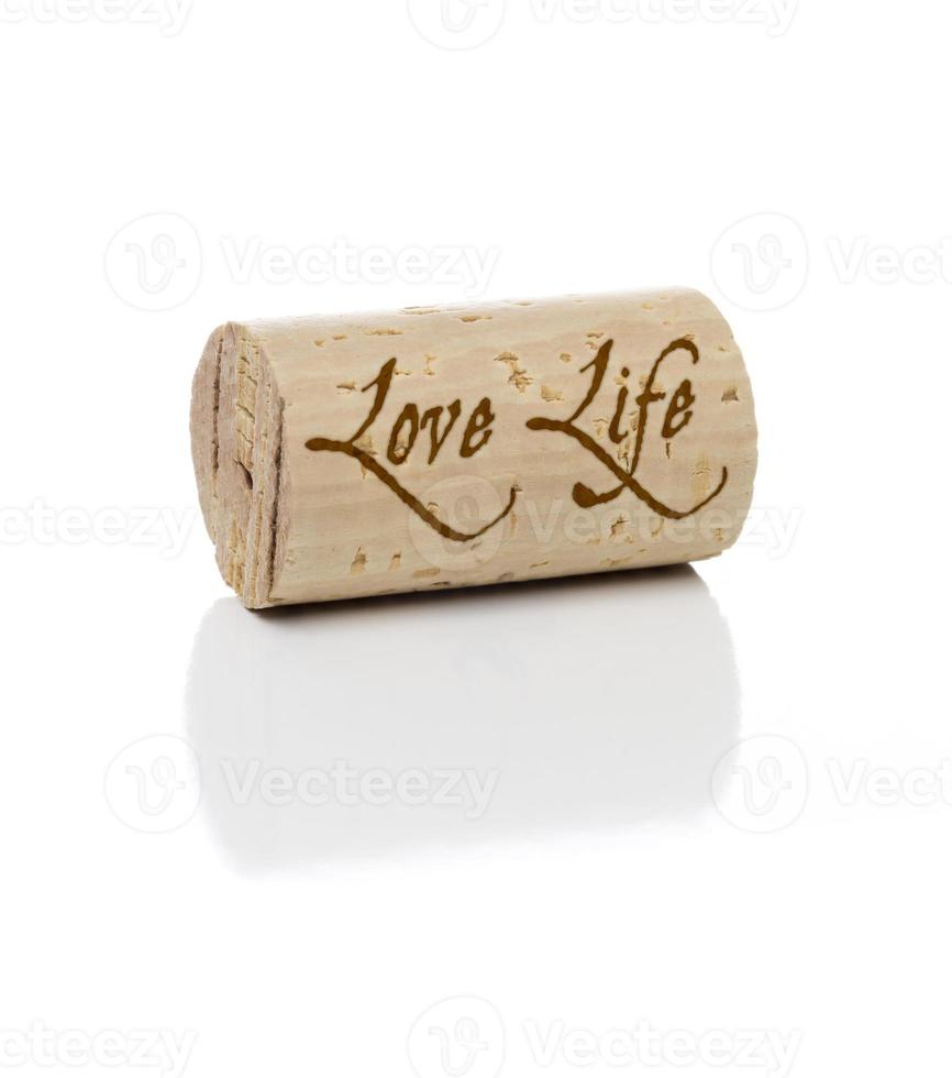 kärlek liv märkesvaror vin kork på vit foto