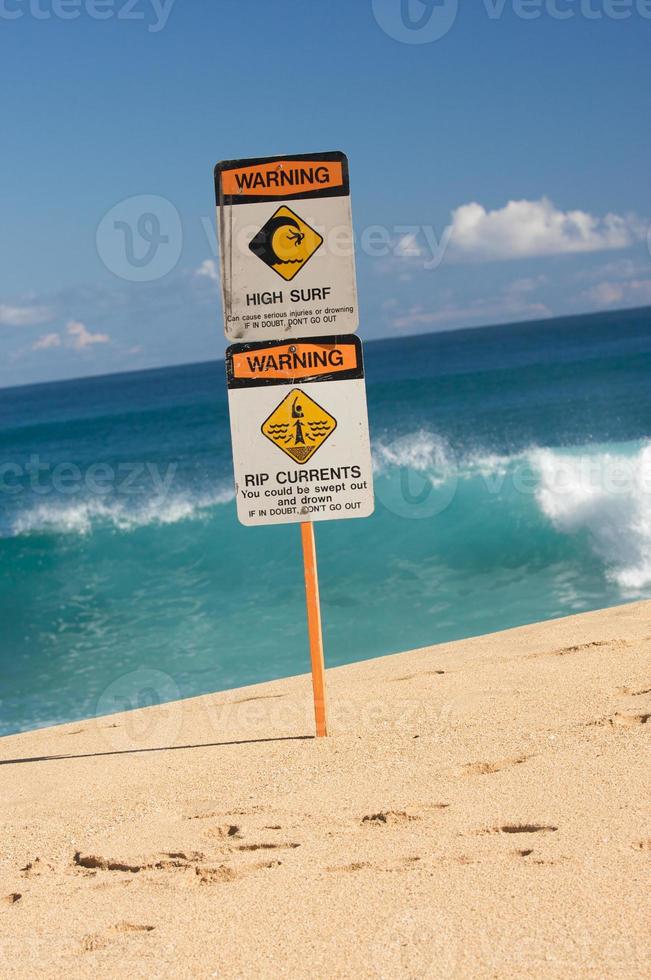 surfa och strömmar varning tecken foto