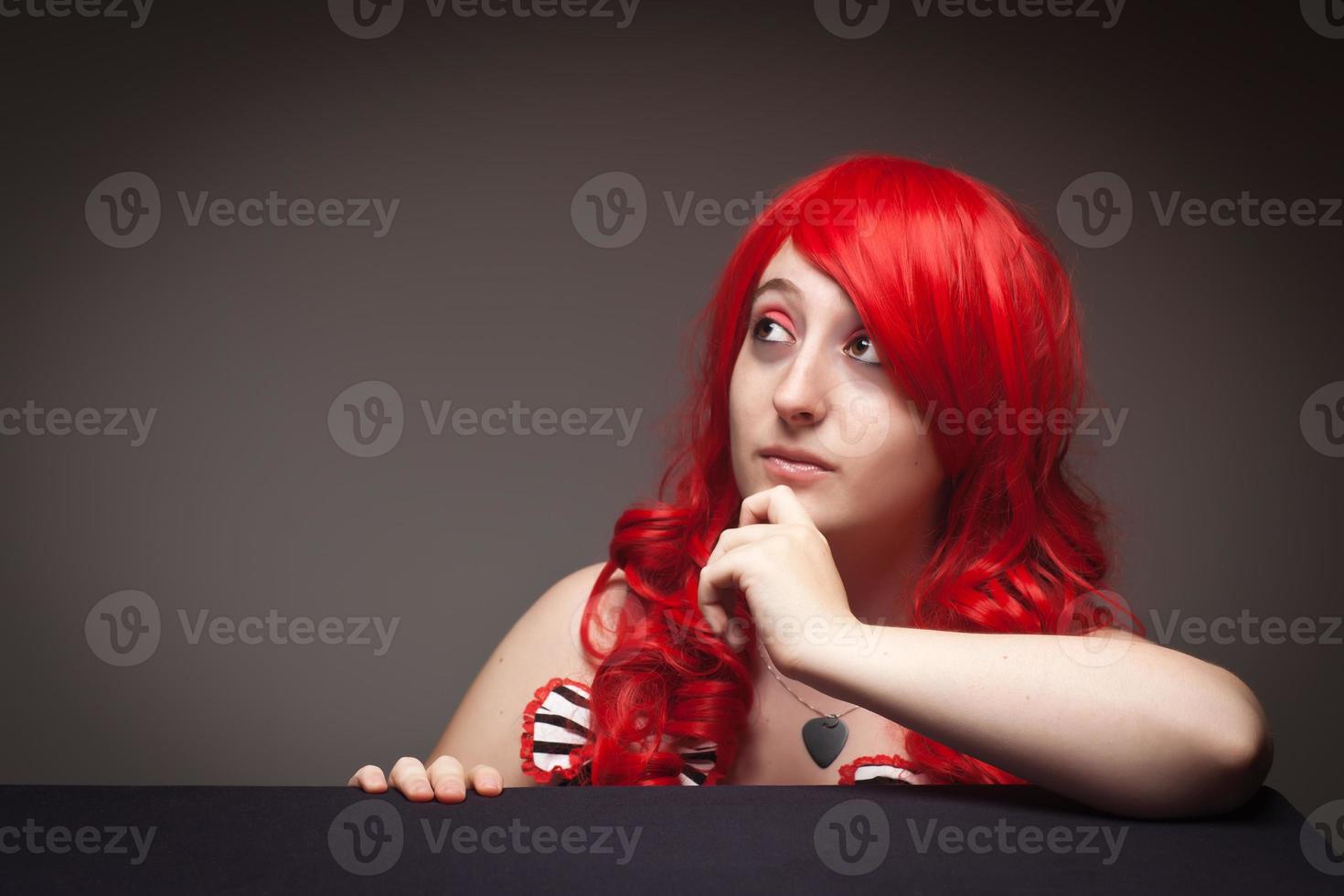 attraktiv röd håriga kvinna porträtt foto