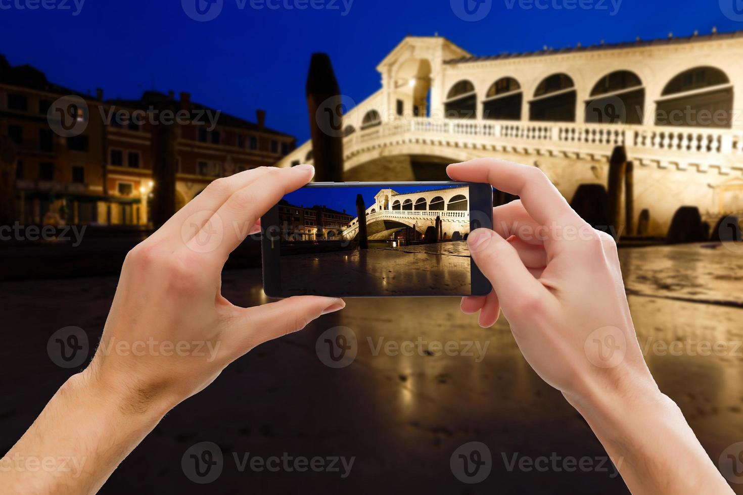 resa Foto på de telefon. se av san giorgio ö, Venedig, Italien