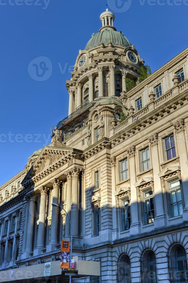 240 Centrum gata, förr de ny york stad polis huvudkontor byggnad i de nolita grannskap av manhattan, ny york. foto