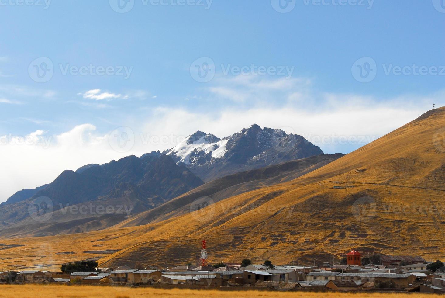 se längs de cusco-puno väg, peru foto