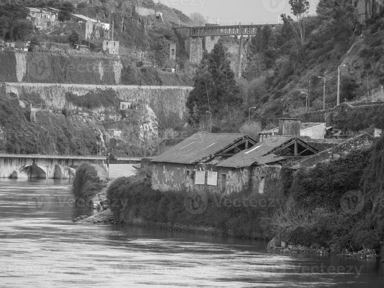 de cit av porto på de douro flod foto