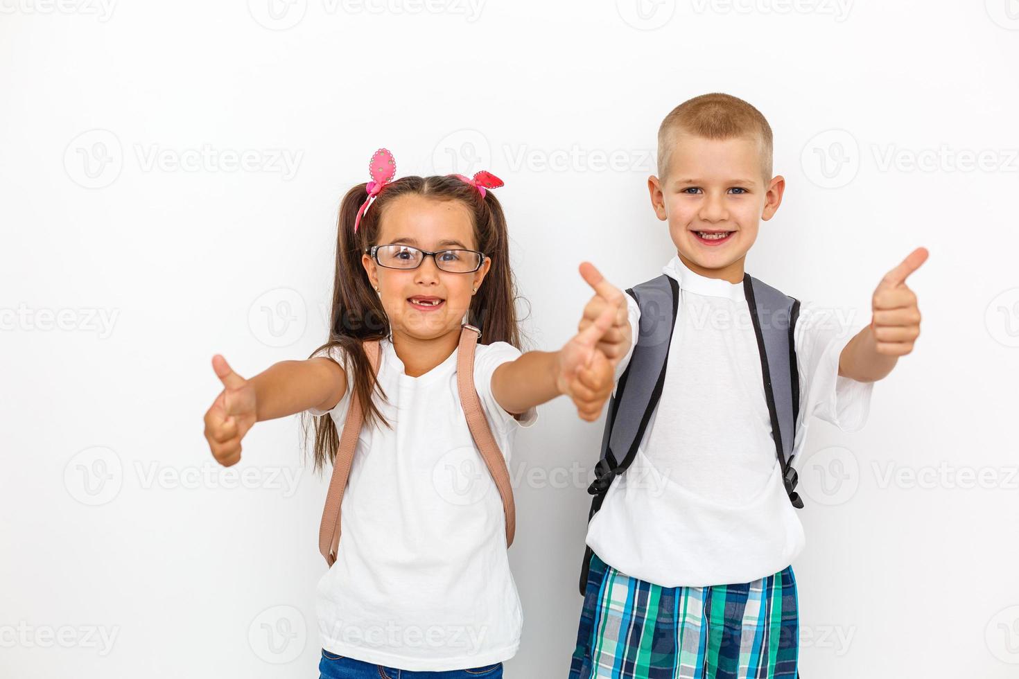 skola barn vit bakgrund foto