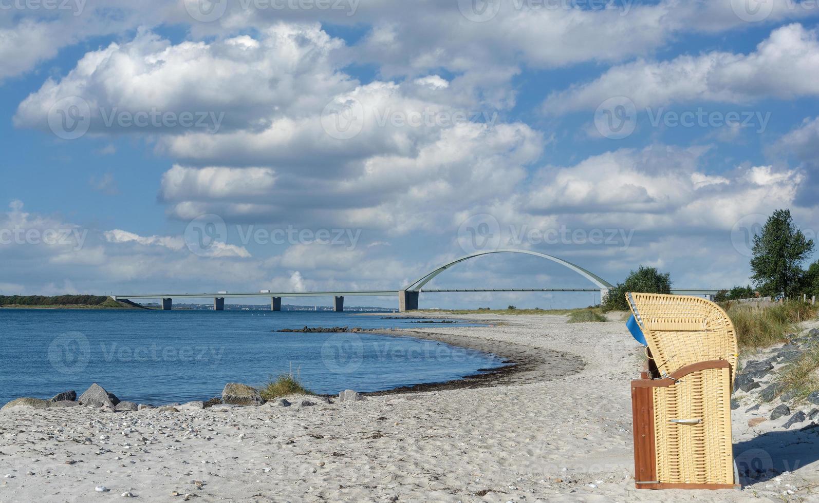 se till fehmarnsund bro på fehmarn på baltic hav i Tyskland foto