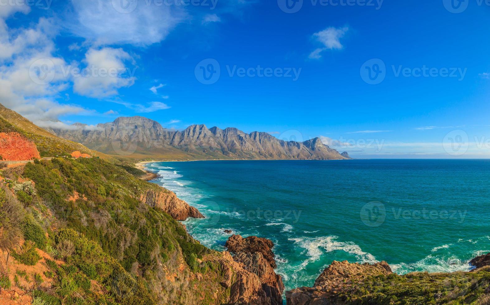 panorama- se av de kust väg från de cape av Bra hoppas mot cape stad foto