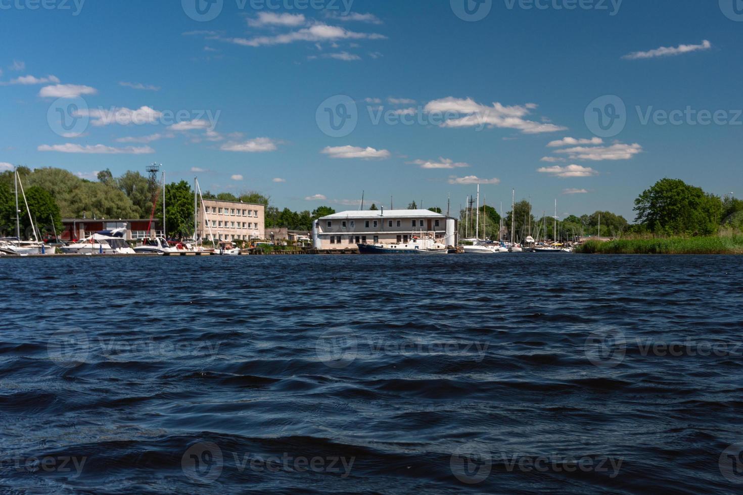 visningar av de miljö av riga från daugava foto