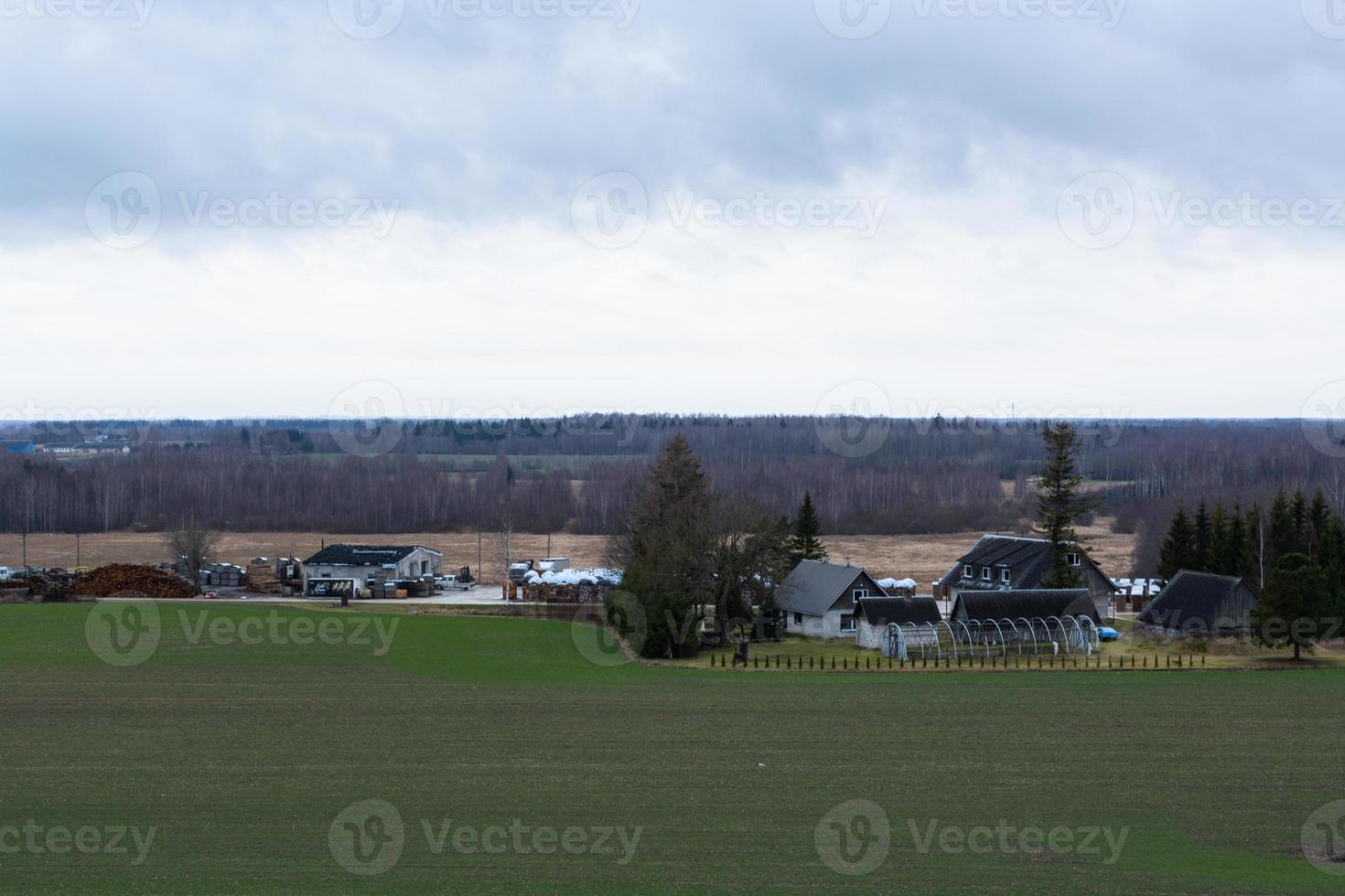 höst landskap i lettland foto