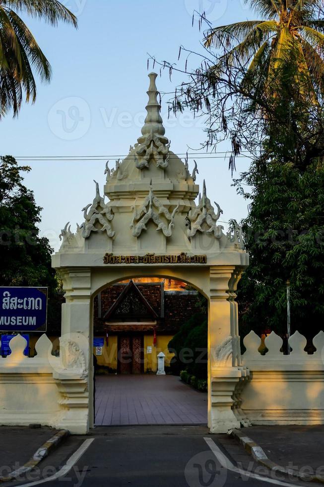 gammal buddist tempel i öst Asien foto