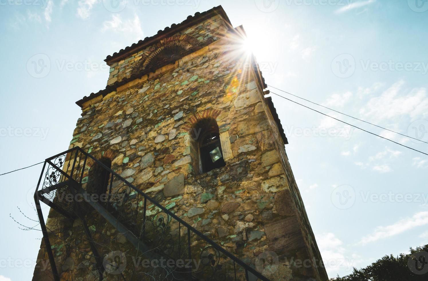 vackra bolnisi sioni basilikan, gammal berömd kyrka och kloster i bolnisi foto