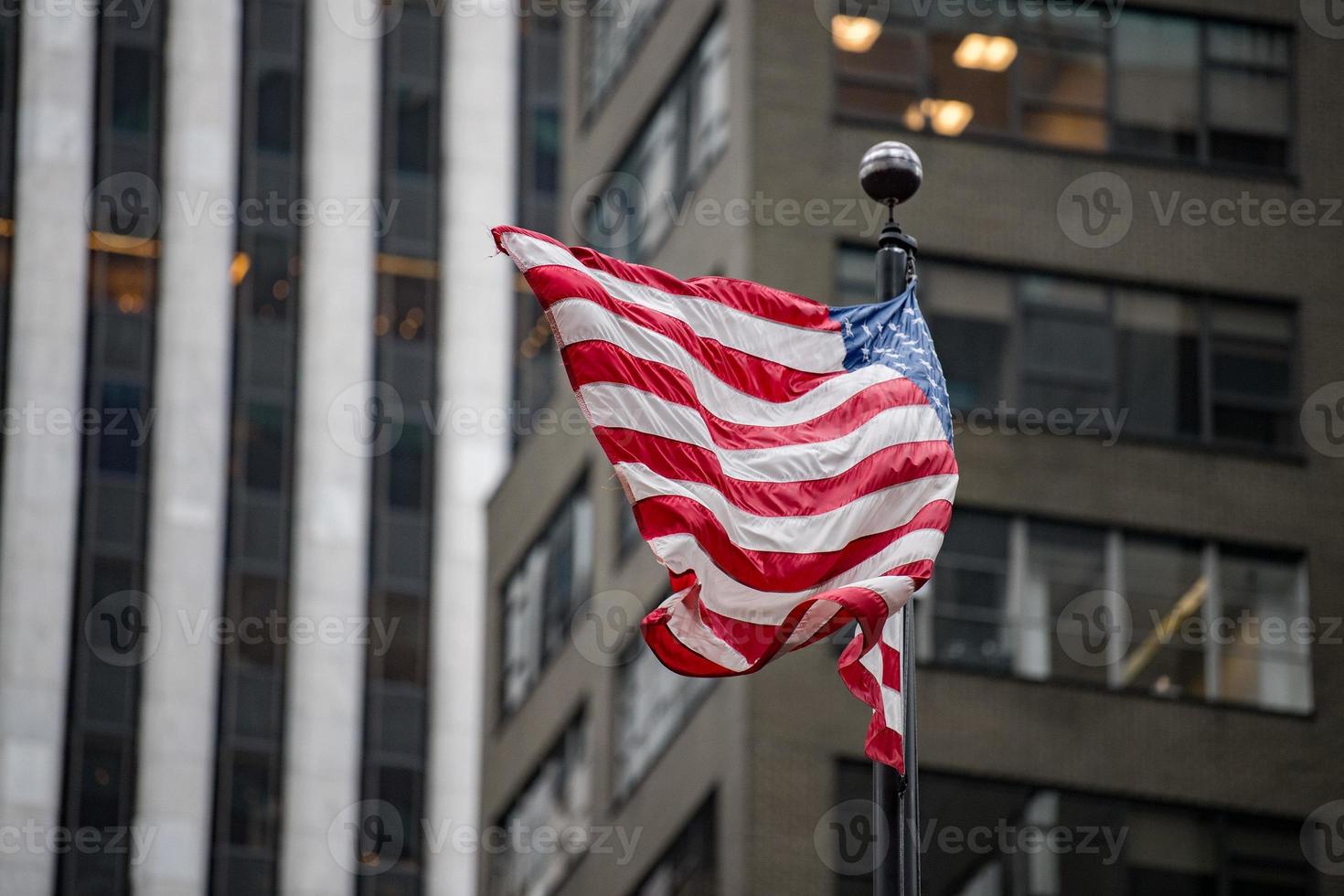 USA flagga i ny york trumf torn byggnad foto