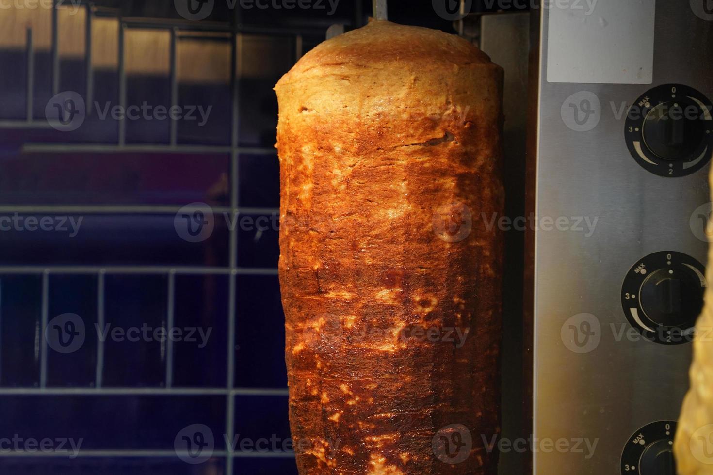 kebap kebab vändning på maskin foto