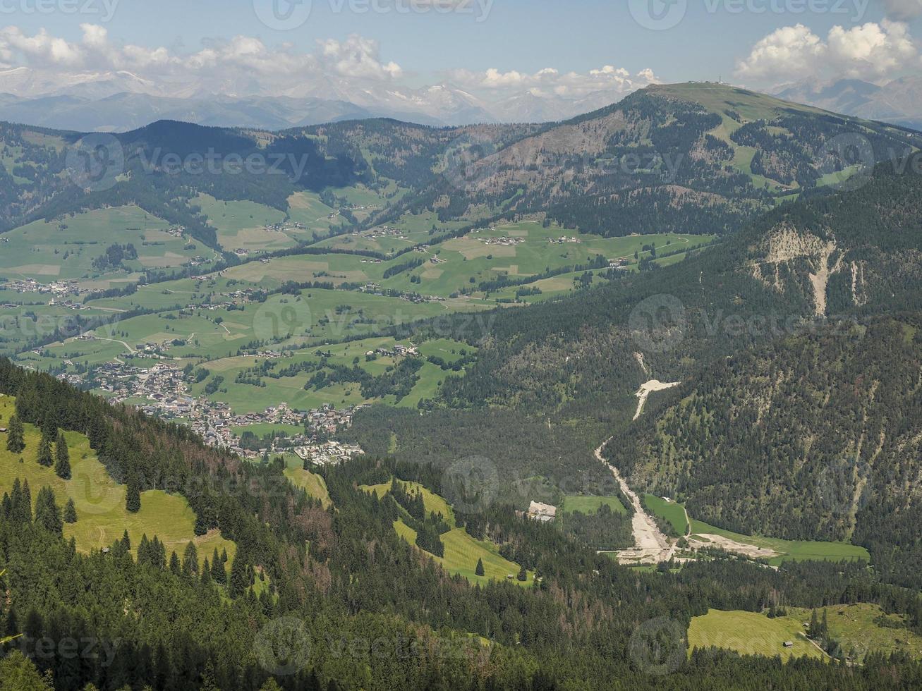 sassongher berg ovan corvara i dolomiter foto