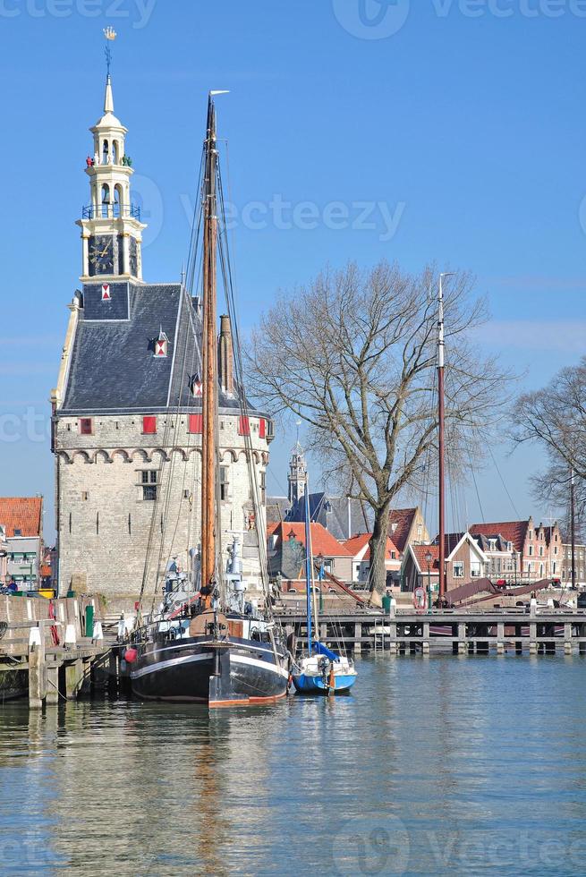 by av hoorn på ijsselmeer i de nederländerna foto