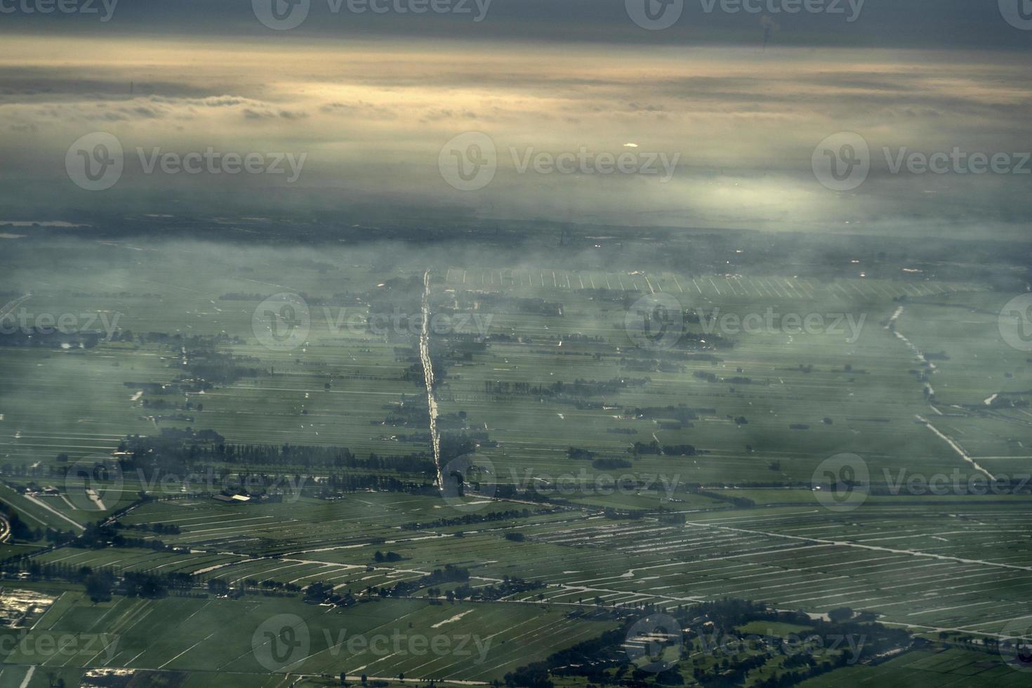 dimma och moln amsterdam område antenn se foto