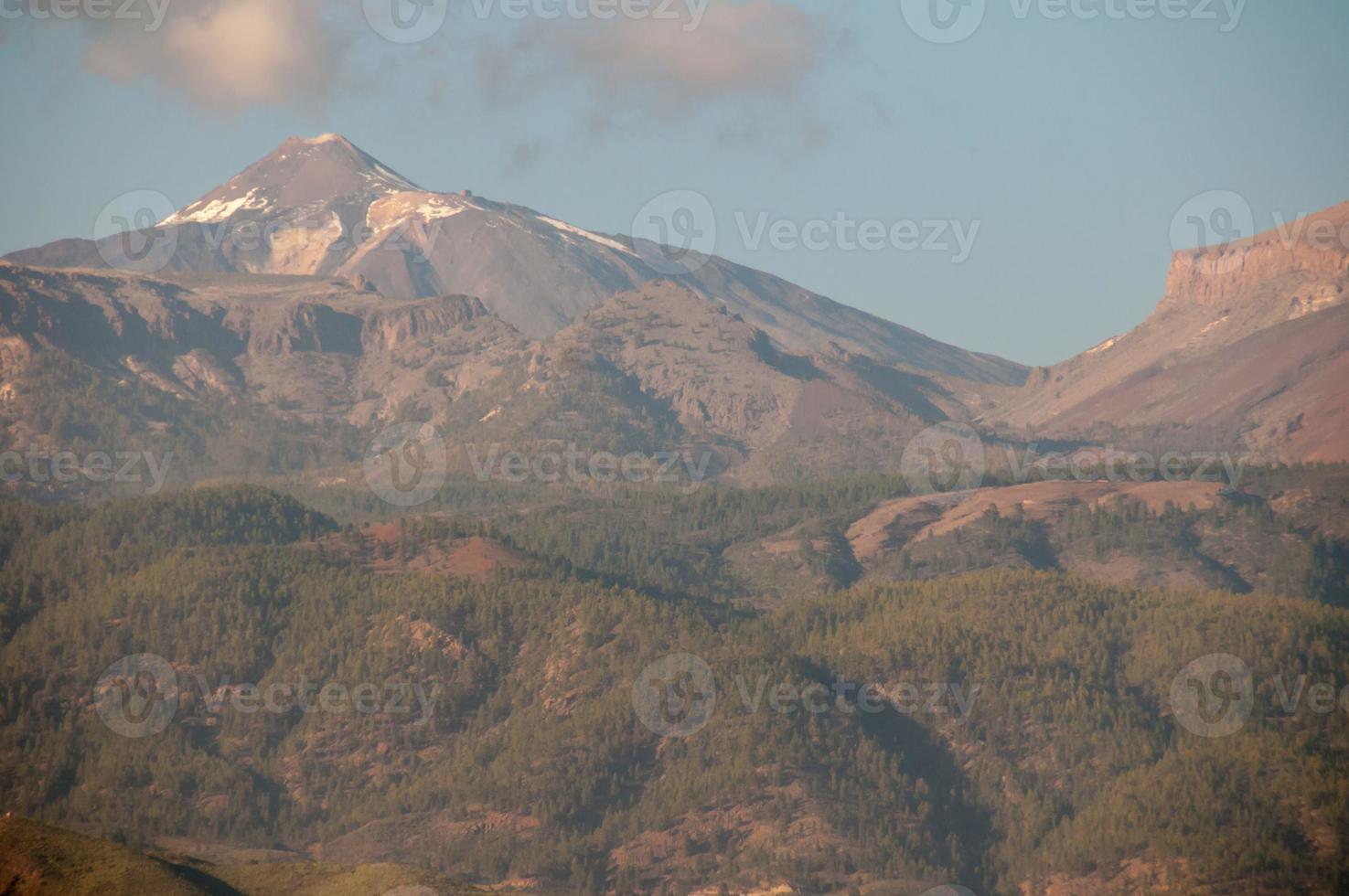 utsikt över bergen foto