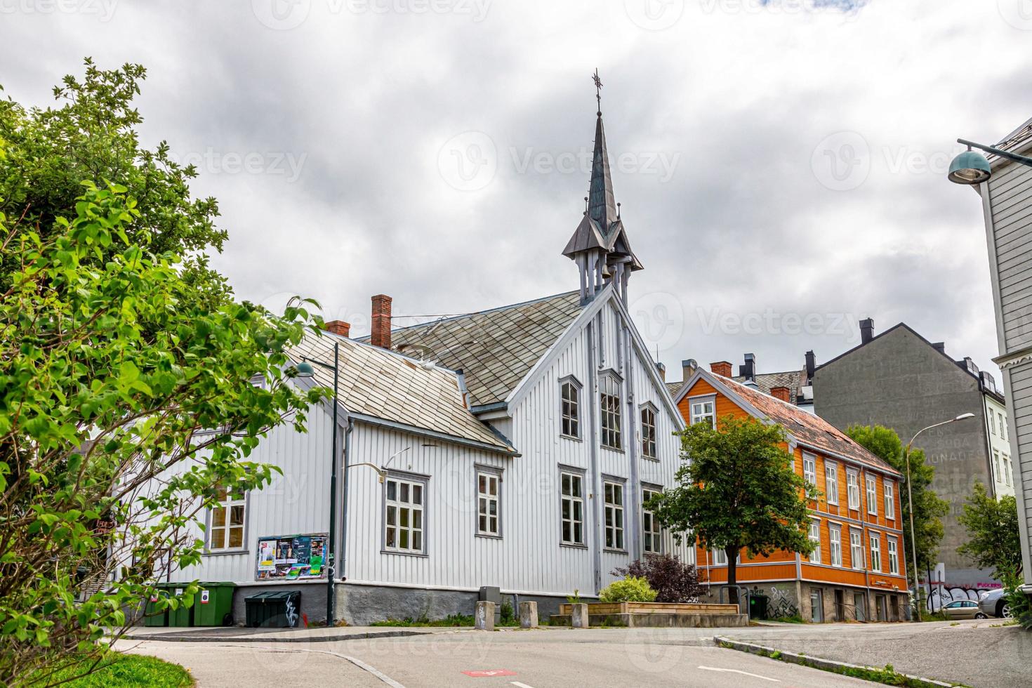 visningar från de gammal stad av de norska stad av trondheim i sommar foto