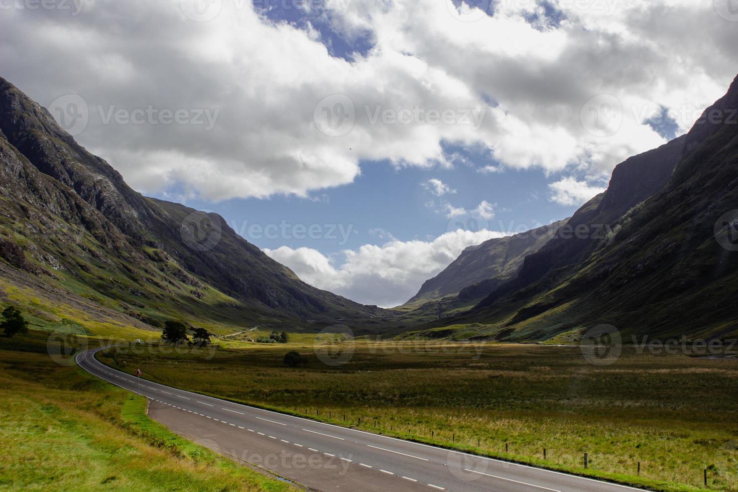 Skottland-tre syster berg räckvidd i glencoe foto