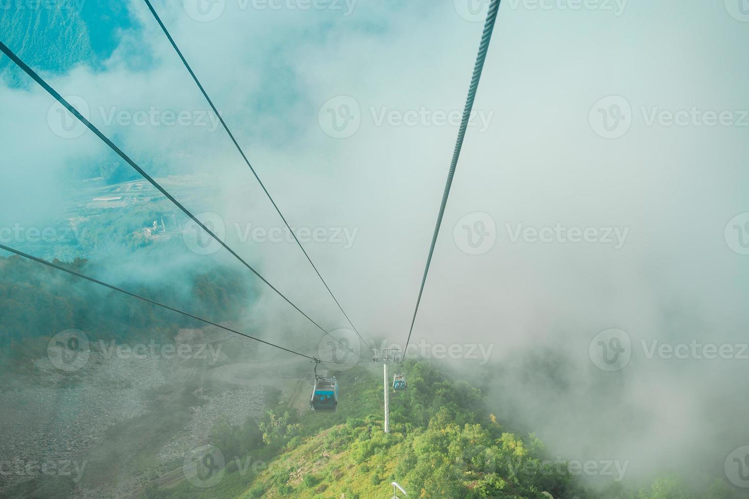 linbana på topp roza topp. sochi, krasnodar krai, ryssland foto