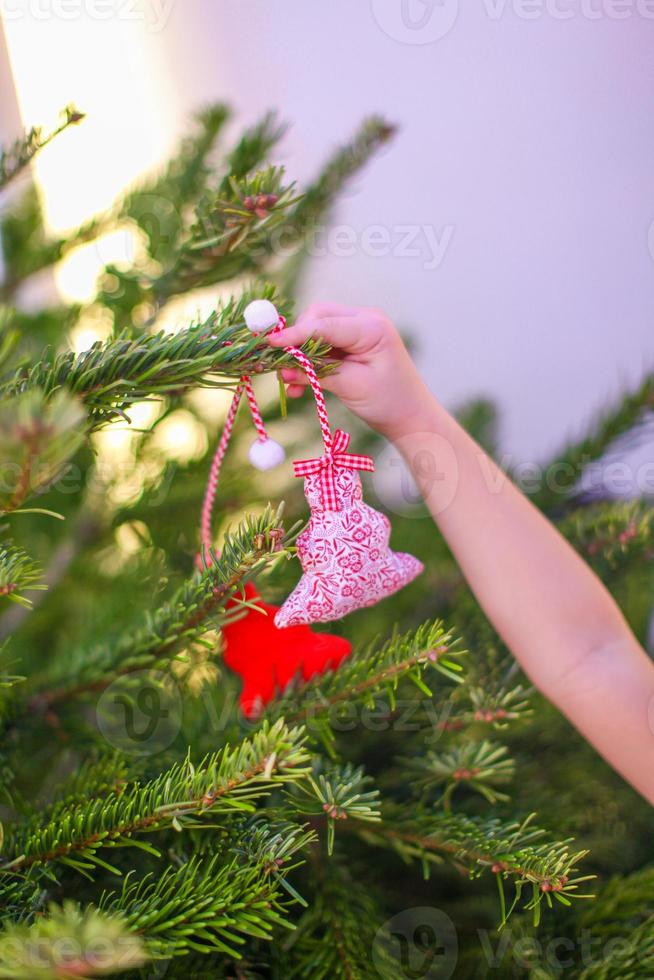 traditionell dekoration av de jul träd - ljuv godis foto