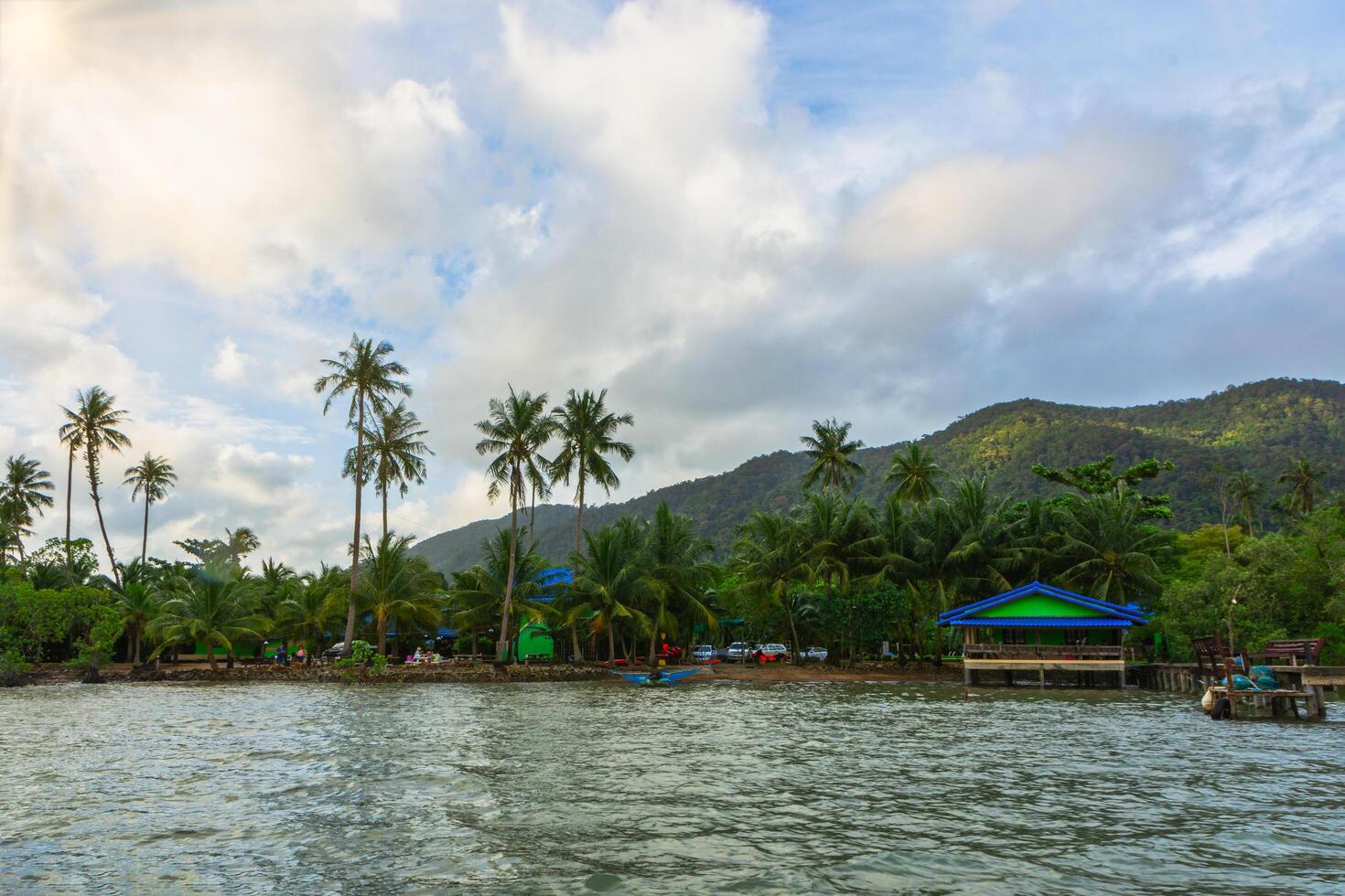 havet vid Koh Chang i Thailand foto