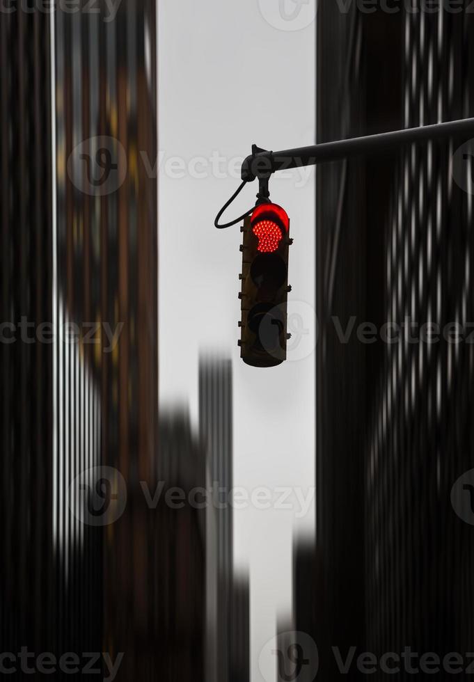 röd trafik ljus på de vägkorsning i nyc foto