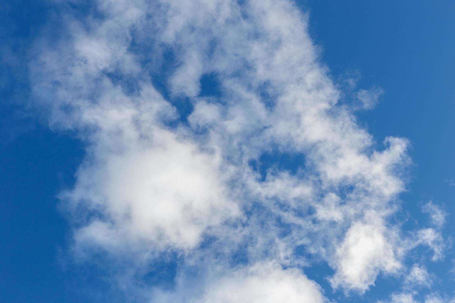 blå himmel naturlig bakgrund foto