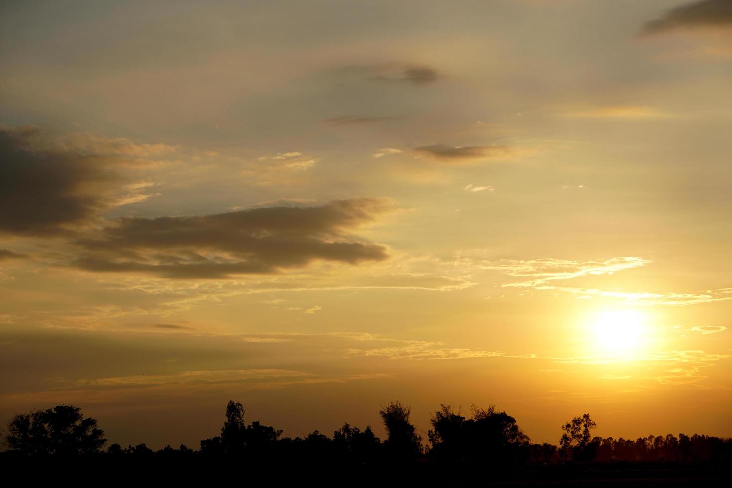 bakgrund av de miljö Sol i de kväll foto