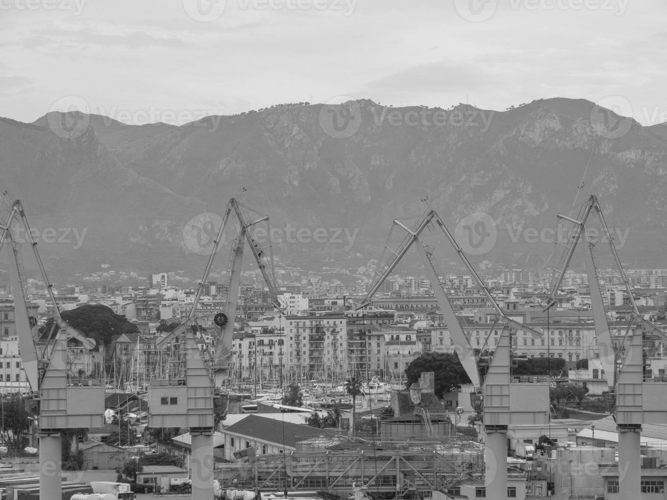 de italiensk stad palermo foto