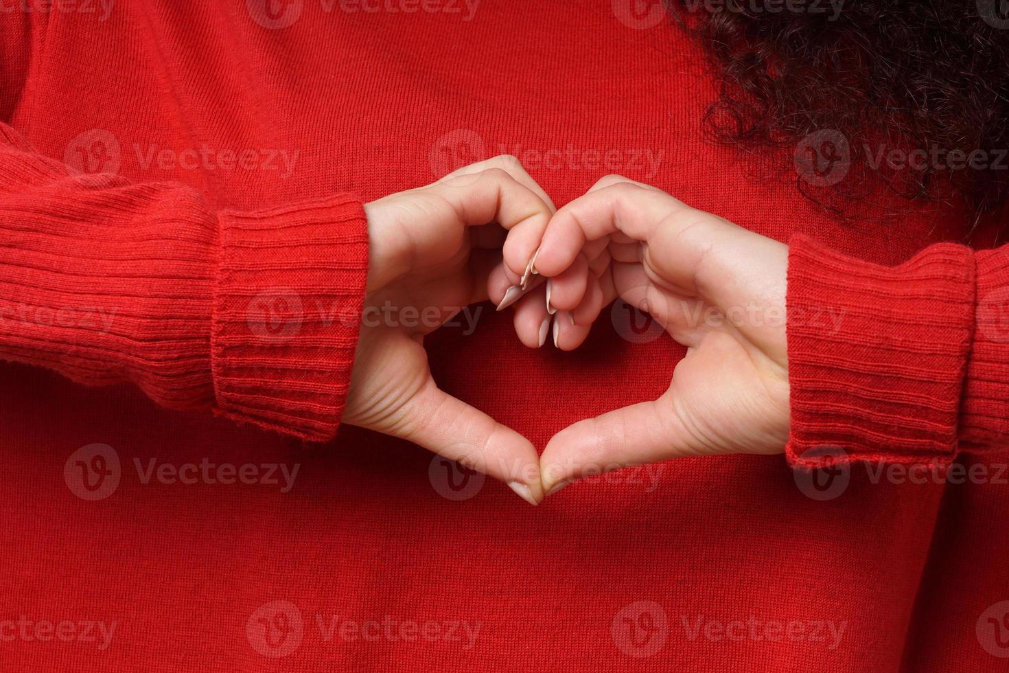 hjärta form hand tecken valentines dag begrepp foto