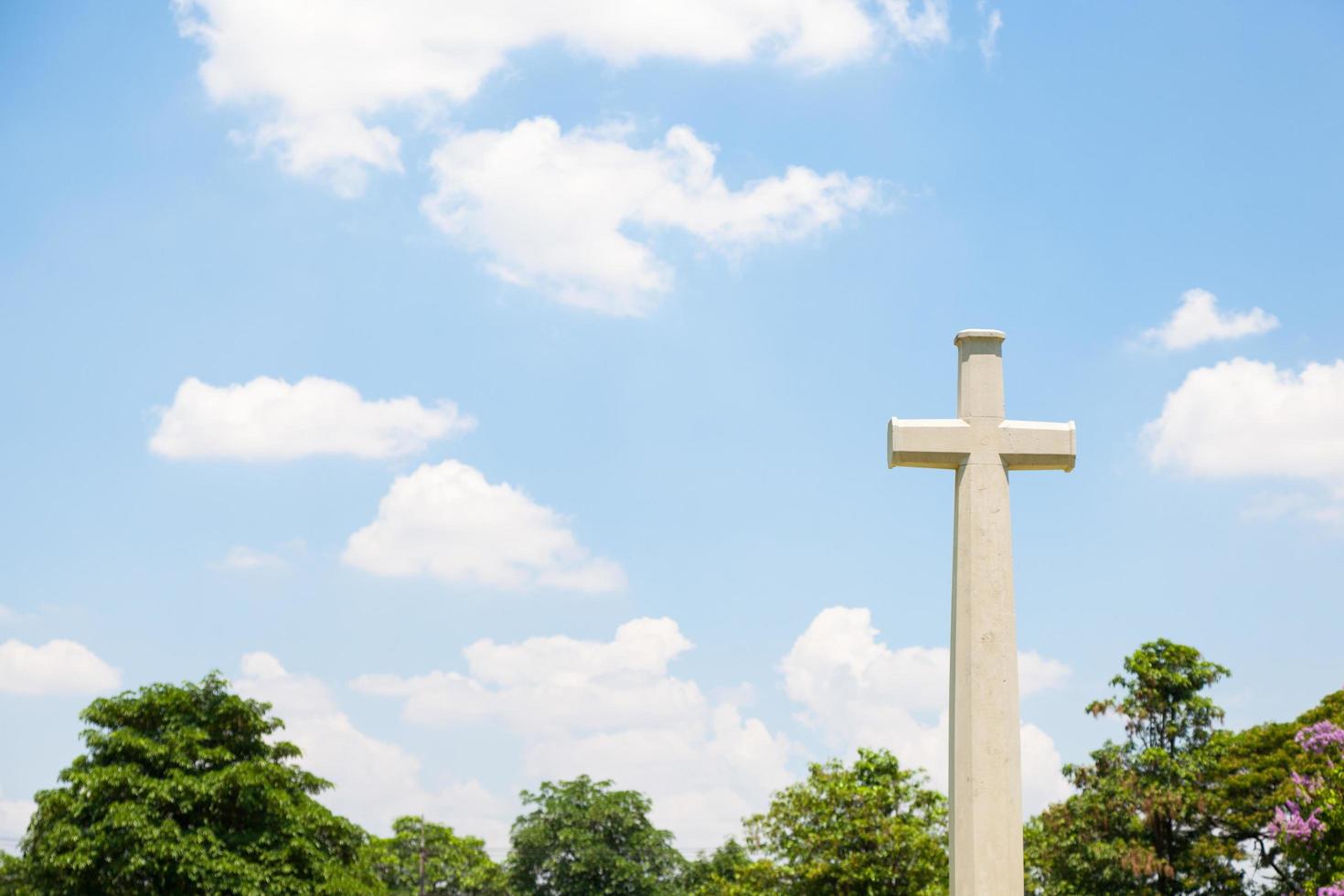 korsa på kyrkogården i bangkok foto