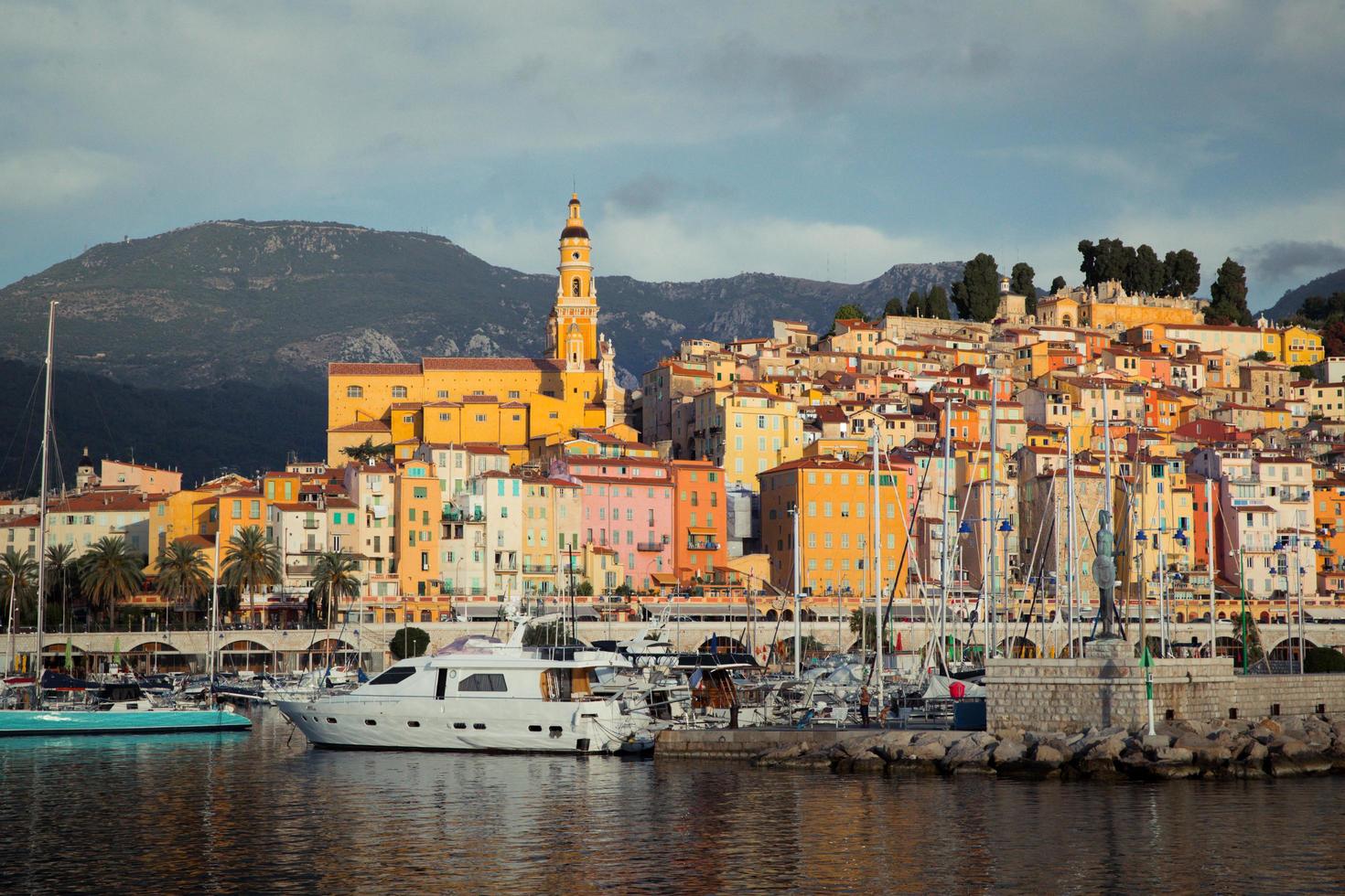 sommar i menton, frankrike foto