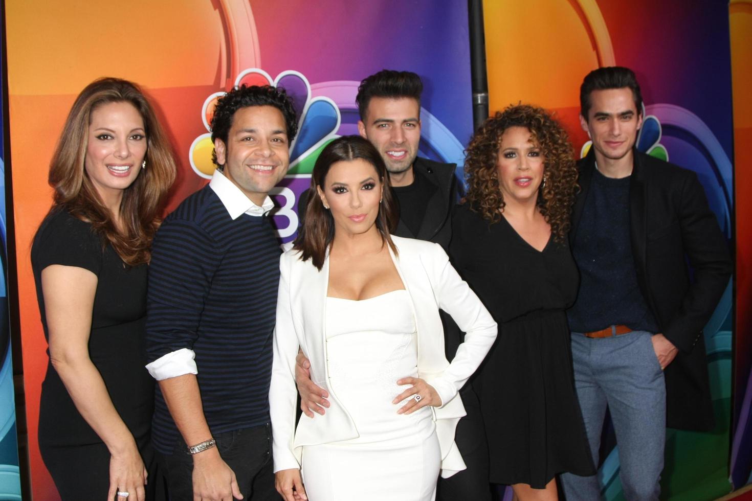 los angeles, jan 13 - alex meneser, izzy diaz, eva longoria, jencarlos canela, diana-maria riva, jose moreno bäckar på de nbcuniversal tca Tryck dag vinter- 2016 på de langham Huntington hotell på januari 13, 2016 i pasadena, ca foto