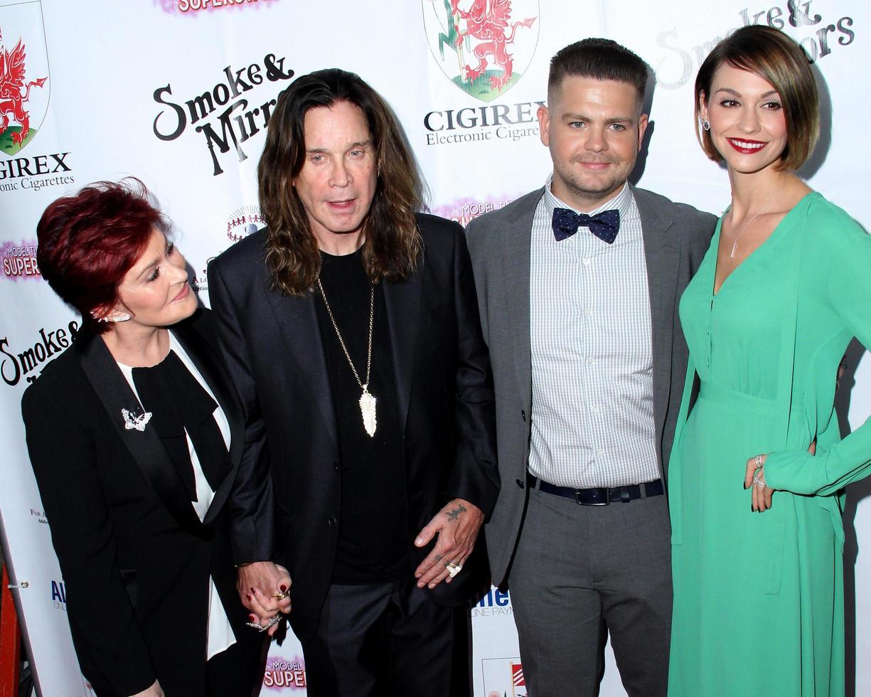 los angeles, sep 13 - sharon osbourne, ozzy osbourne, domkraft osbourne, lisa osbourne på de 2014 brent shapiro fundament sommar spektakulär på privat bostad på september 13, 2014 i beverly kullar, ca foto