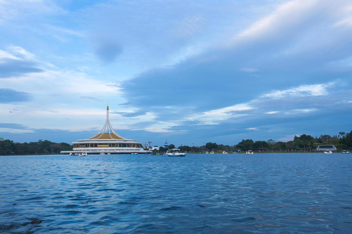 suan luang rama ix park i bangkok foto