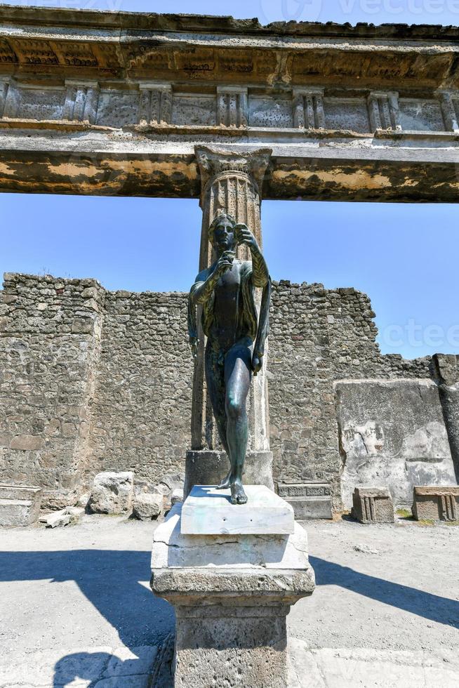 fristad av apollo i de arkeologisk parkera av Pompeji, campania, Italien foto